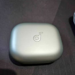 SoundCore AuraBuds